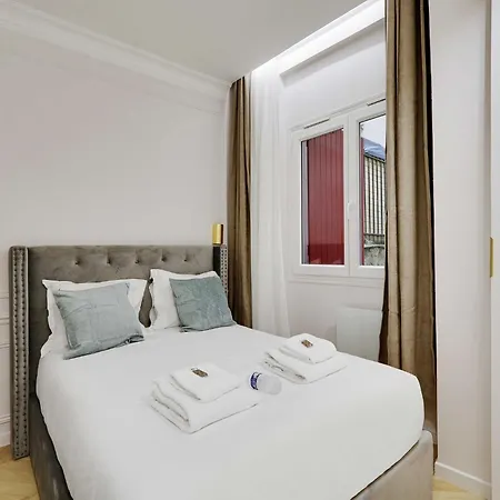 Charming - 1br 4p - Center Of Paris