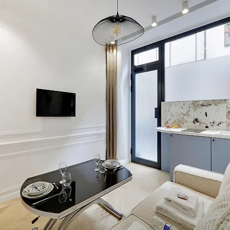 Lejlighed Charming - 1br 4p - Center Of