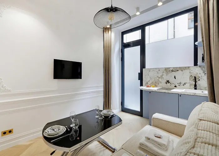 Lejlighed Charming - 1br 4p - Center Of